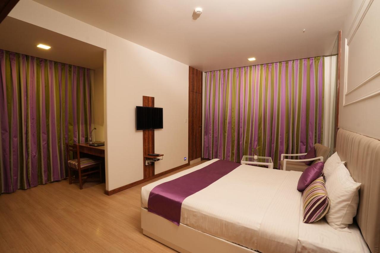 Hotel Hardeo Nagpur Exterior photo