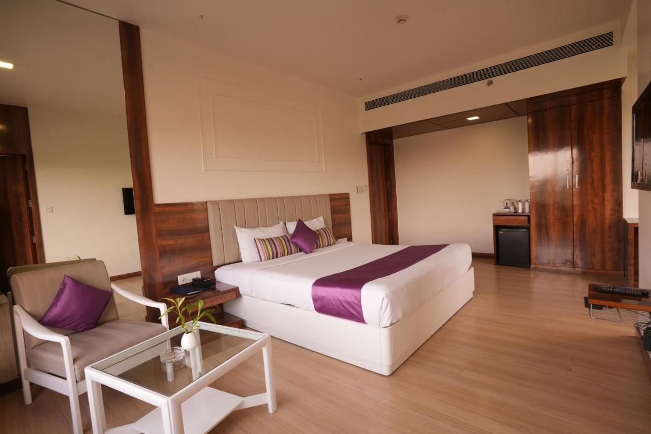 Hotel Hardeo Nagpur Exterior photo