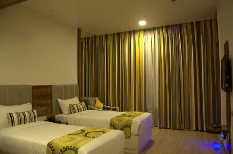 Hotel Hardeo Nagpur Exterior photo