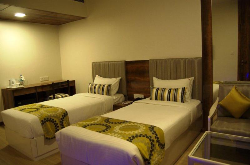 Hotel Hardeo Nagpur Exterior photo